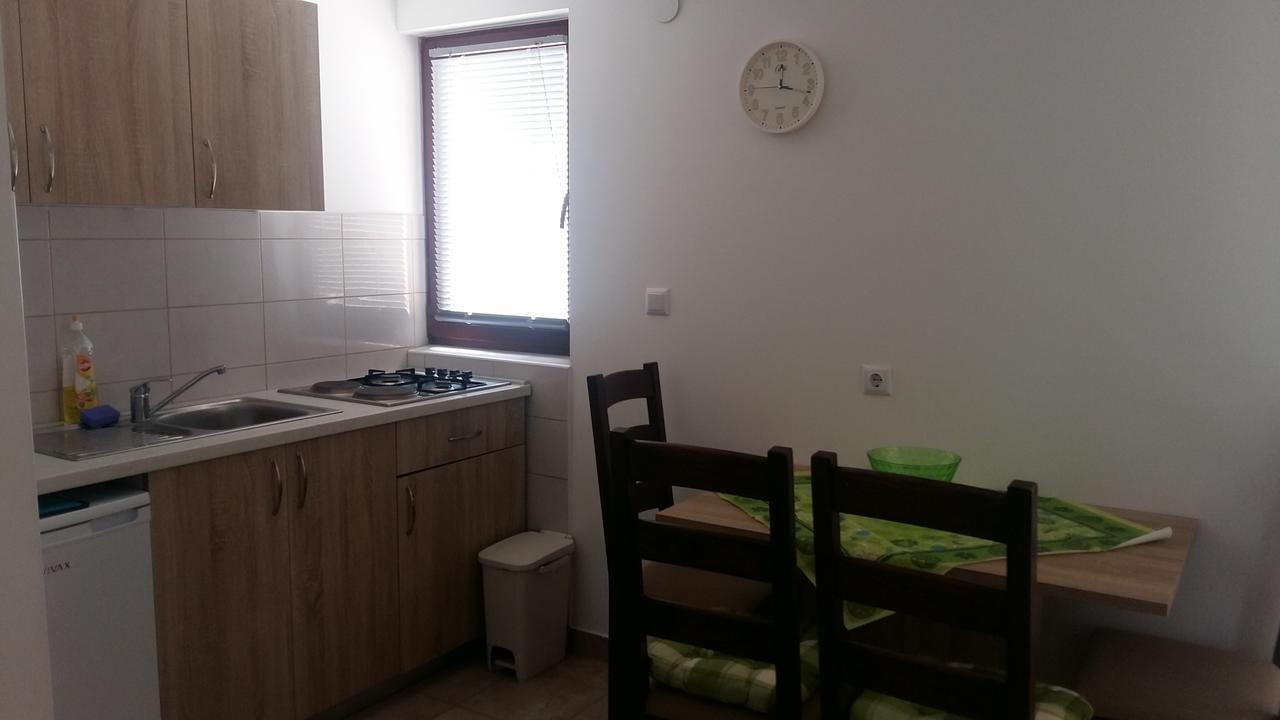 Morska Vila Apartment Vir Exterior photo